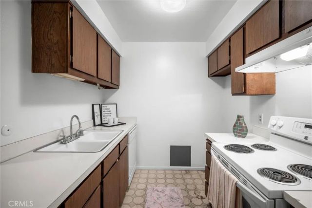 8120 Raintree Circle, Culver City, CA 90230