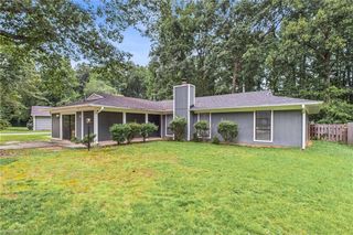 6 Bellows Court, Greensboro, NC 27407