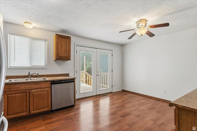 954 W 2400 N, Clinton, UT 84015