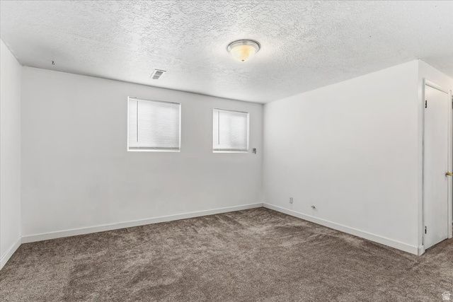 954 W 2400 N, Clinton, UT 84015