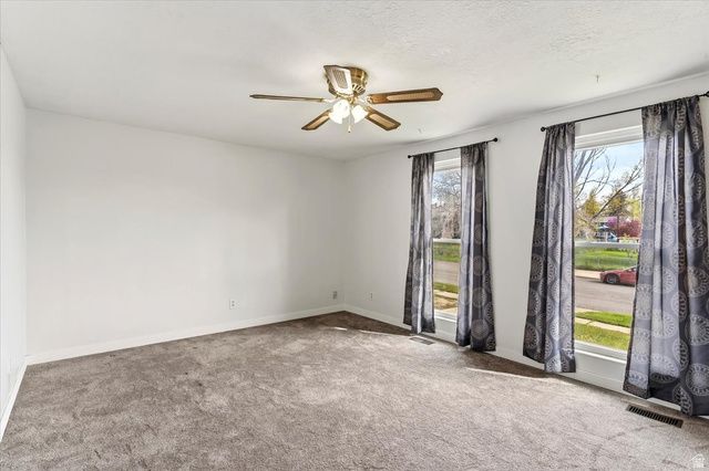 954 W 2400 N, Clinton, UT 84015