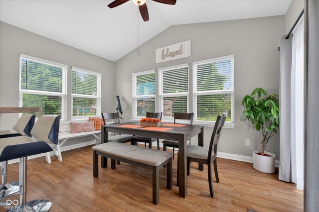 5855 W Commonview Drive, Mccordsville, IN 46055