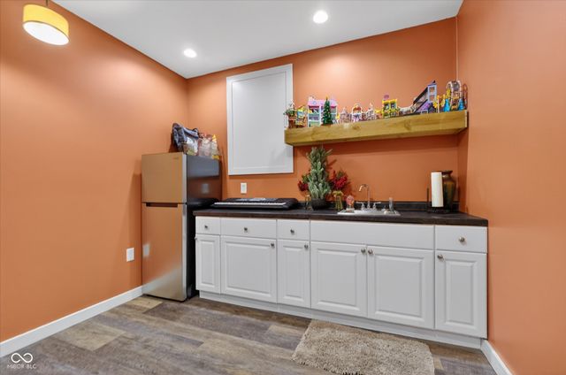 5855 W Commonview Drive, Mccordsville, IN 46055