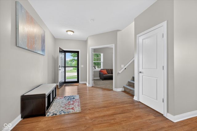 5855 W Commonview Drive, Mccordsville, IN 46055