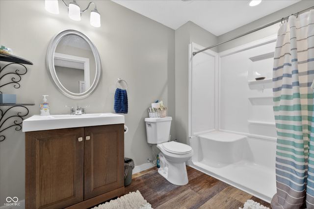 5855 W Commonview Drive, Mccordsville, IN 46055