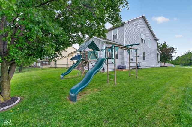 5855 W Commonview Drive, Mccordsville, IN 46055