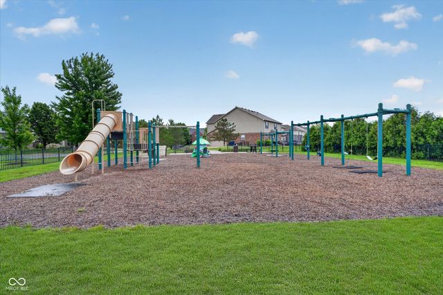 5855 W Commonview Drive, Mccordsville, IN 46055