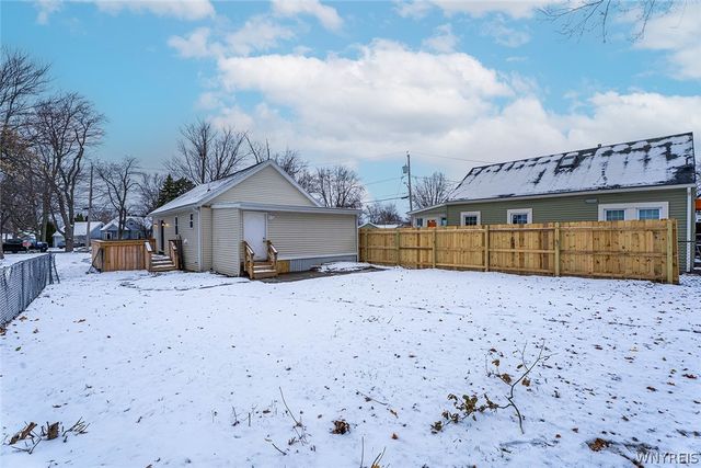 2697 Riverton Avenue, Hamburg, NY 14075