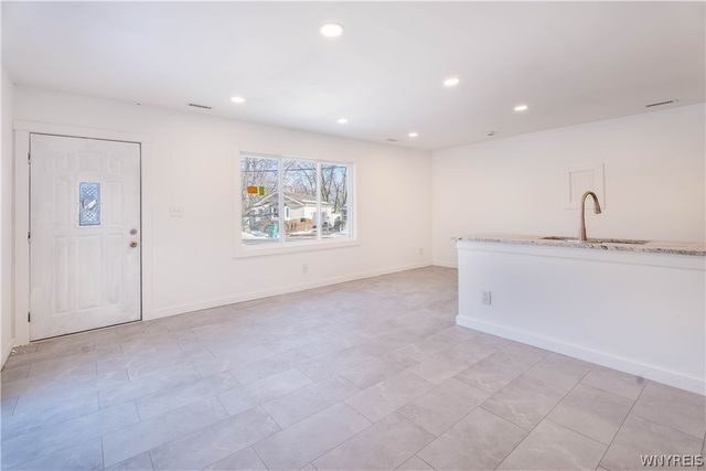 2697 Riverton Avenue, Hamburg, NY 14075