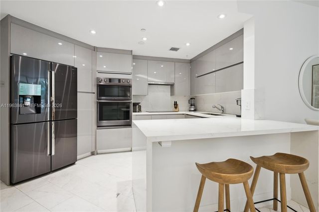 715 Crandon Blvd 206, Key Biscayne, FL 33149