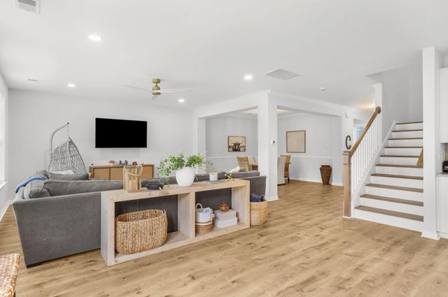 337 Hillman Trail Drive, Moncks Corner, SC 29461