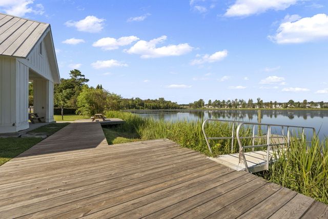337 Hillman Trail Drive, Moncks Corner, SC 29461