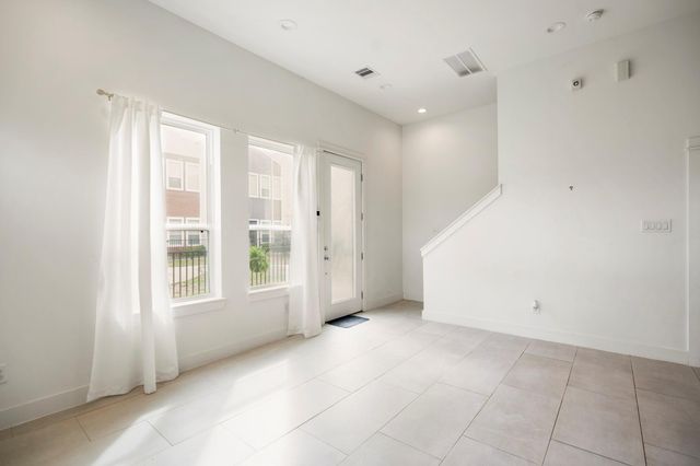 594 Janisch Road, Houston, TX 77018