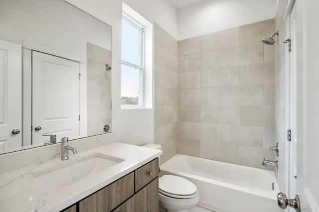 594 Janisch Road, Houston, TX 77018