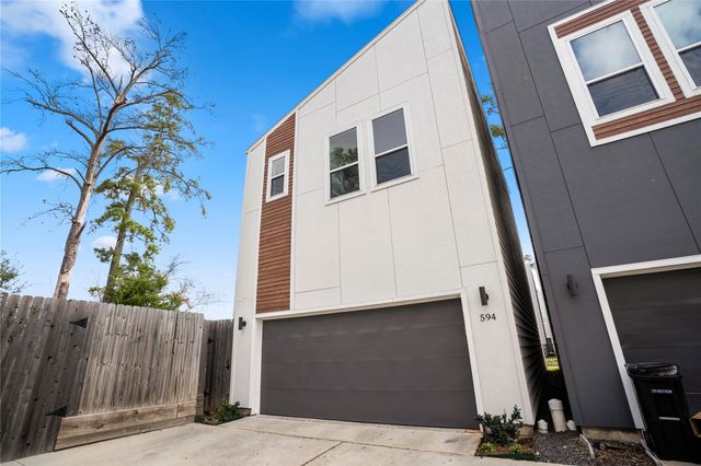 594 Janisch Road, Houston, TX 77018