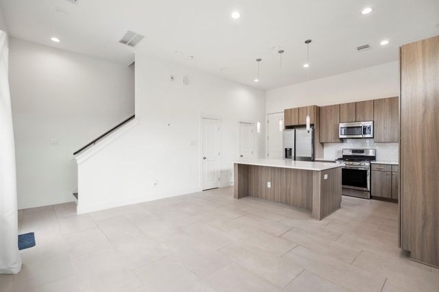 594 Janisch Road, Houston, TX 77018