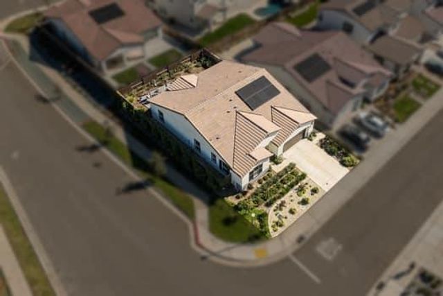 7447 Darque Way, Elk Grove, CA 95757