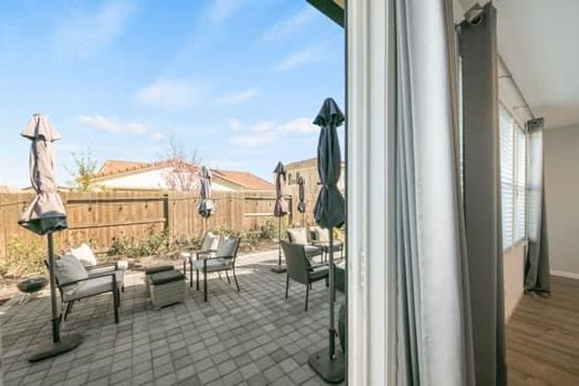 7447 Darque Way, Elk Grove, CA 95757