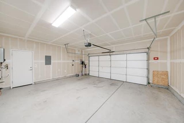 7447 Darque Way, Elk Grove, CA 95757