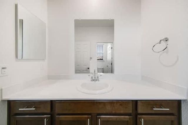 7447 Darque Way, Elk Grove, CA 95757