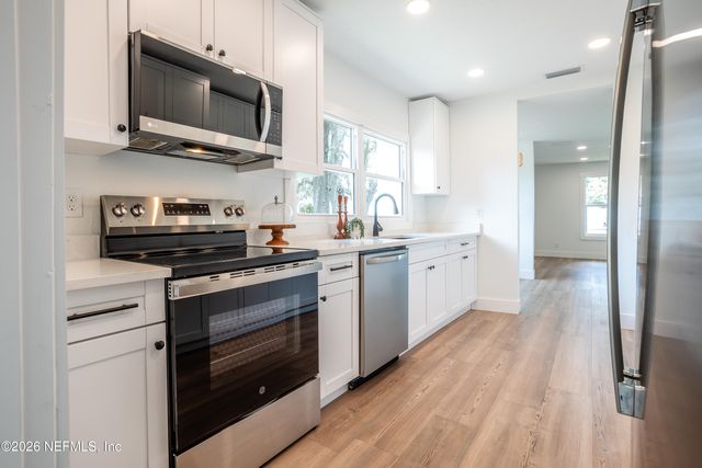 1024 RIVER Road, Orange Park, FL 32073