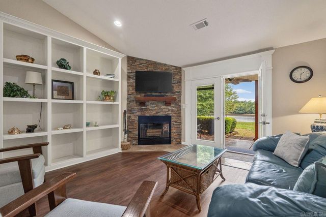 289 Northlake Cove, Hot Springs, AR 71901