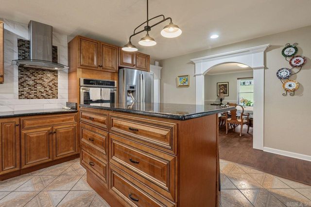 289 Northlake Cove, Hot Springs, AR 71901