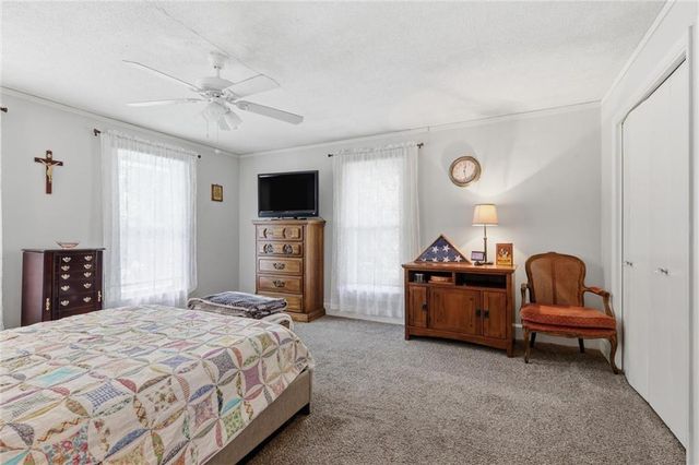 1025 Ironmoulders Street, Leavenworth, KS 66048