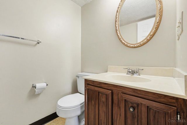 8081 Hetz Drive, Sycamore Twp, OH 45242