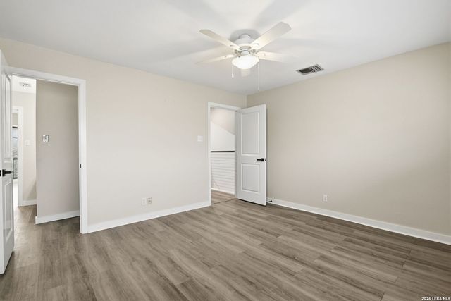 3605 Hidden Dr Apt B4, San Antonio, TX 78217