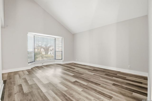 3605 Hidden Dr Apt B4, San Antonio, TX 78217