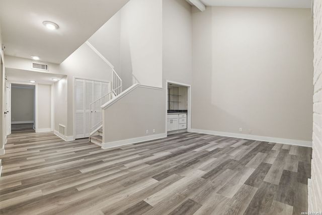 3605 Hidden Dr Apt B4, San Antonio, TX 78217