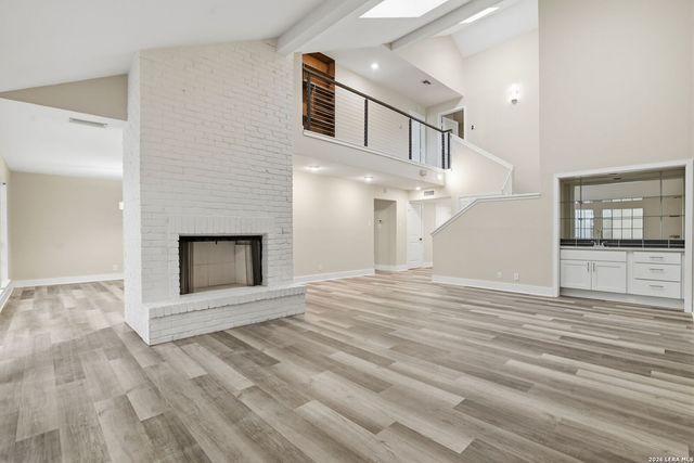 3605 Hidden Dr Apt B4, San Antonio, TX 78217