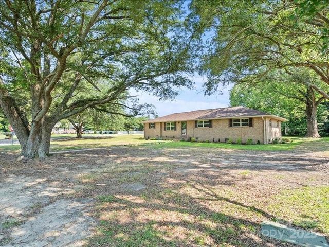 136 Chester Park Circle, Chesterfield, SC 29709