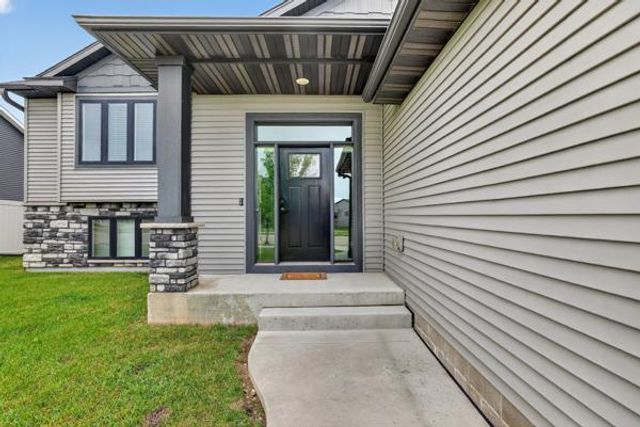 4268 NW Genevieve Place NW, Rochester, MN 55901