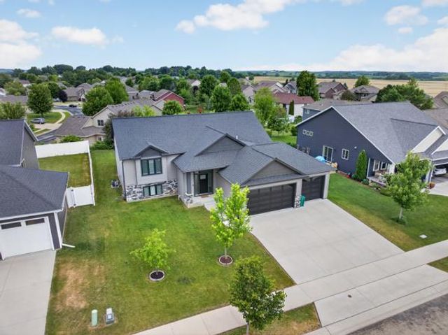4268 NW Genevieve Place NW, Rochester, MN 55901