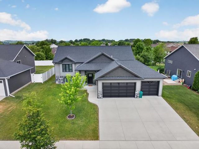 4268 NW Genevieve Place NW, Rochester, MN 55901