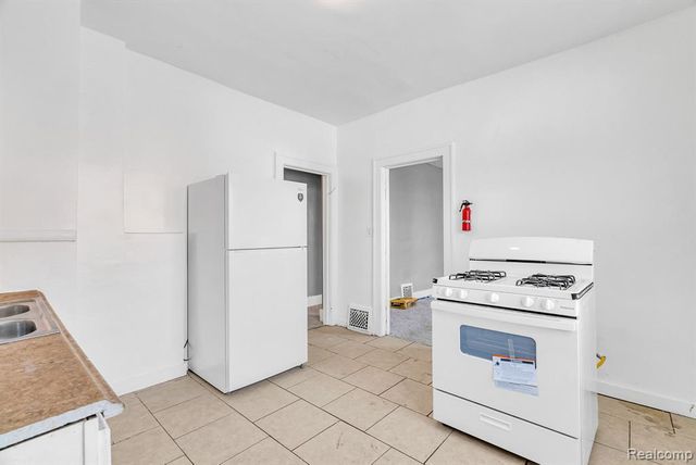 5055 Dailey Street, Detroit, MI 48204