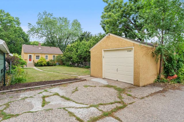 5509 41st Avenue S, Minneapolis, MN 55417