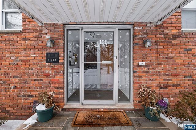 198 Conover Avenue 4, Nutley, NJ 07110