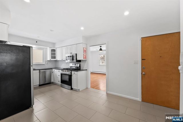 198 Conover Avenue 4, Nutley, NJ 07110