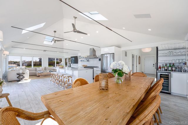 21515 Soundview Avenue, Southold, NY 11971