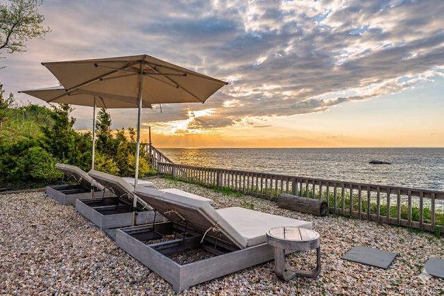 21515 Soundview Avenue, Southold, NY 11971