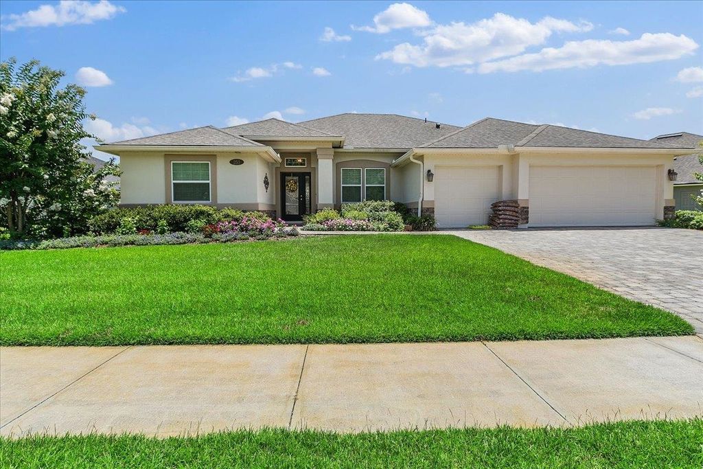 253 Parkwood Cir, St Augustine, FL 32086