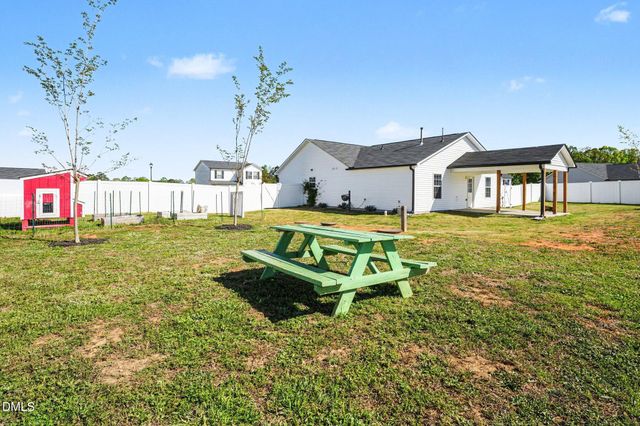 283 Suhani Lane, Clayton, NC 27520