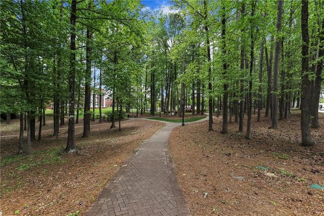 2015 Eagle Ridge, Roswell, GA 30076