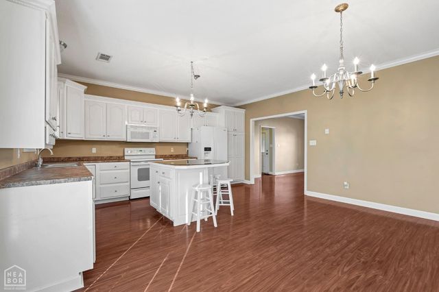 4009 Cypress Moss Cove, Jonesboro, AR 72405