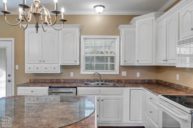 4009 Cypress Moss Cove, Jonesboro, AR 72405