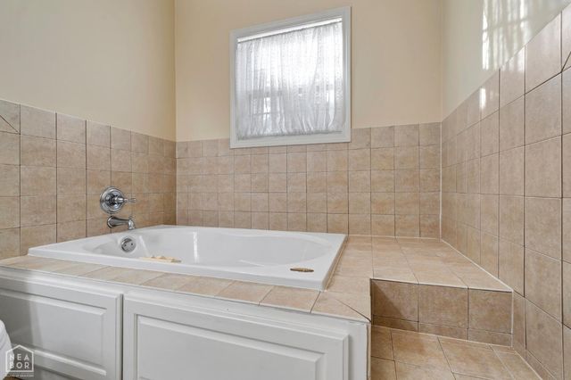 4009 Cypress Moss Cove, Jonesboro, AR 72405