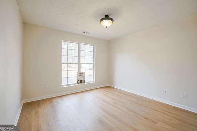 1570 Swan Valley Court, Lawrenceville, GA 30043